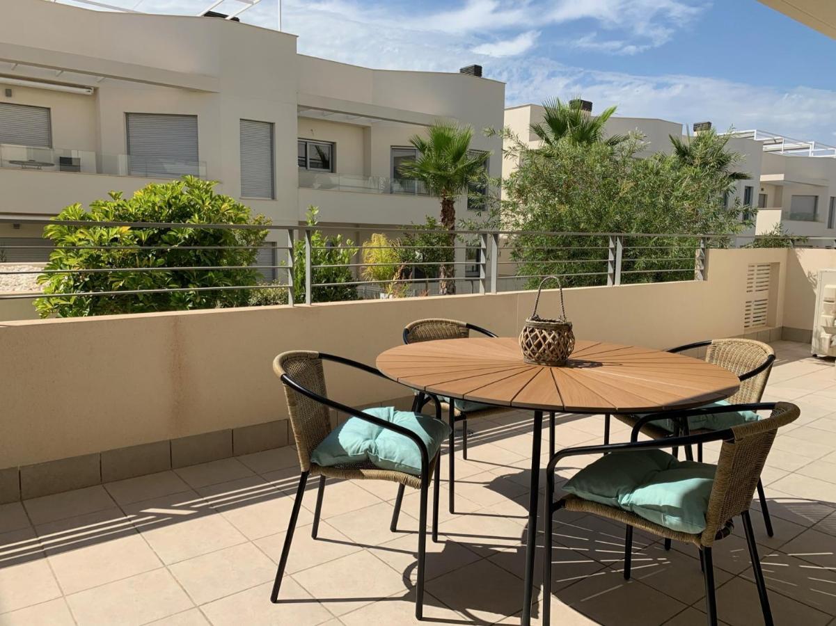 Apartamento Amalia Delux En Torrevieja Kültér fotó