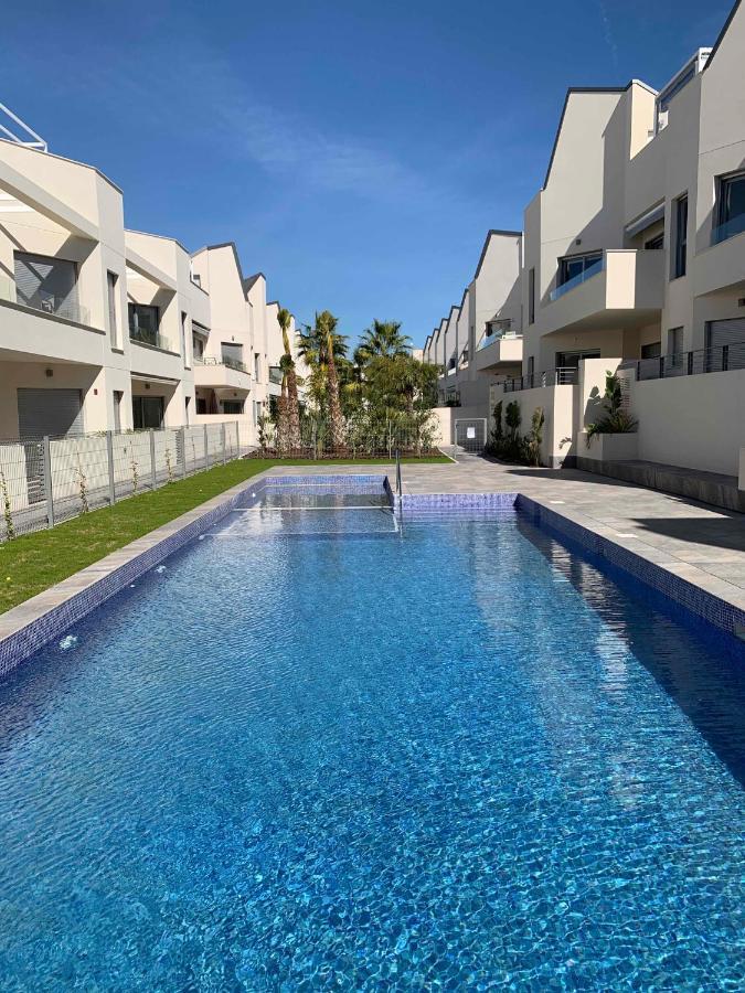 Apartamento Amalia Delux En Torrevieja Kültér fotó